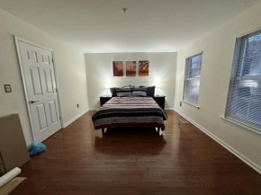 Comfortable, Convenient Room near DC